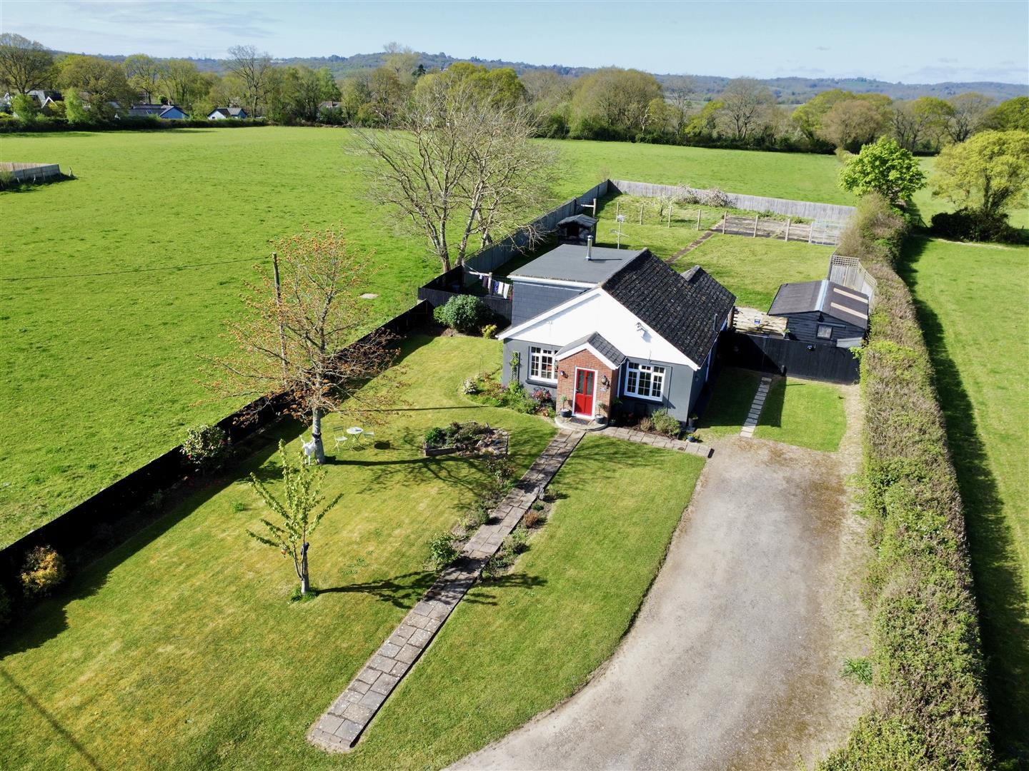 Fourteen Acre Lane, Three Oaks